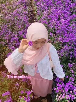 tia monika
