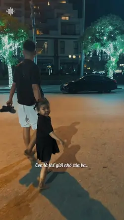 Con Là Thế Giới Nhỏ