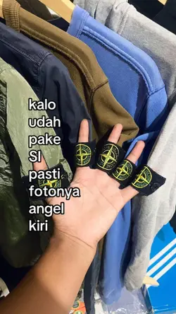 dari kiri pokoknya 