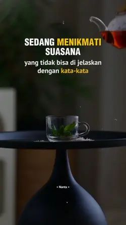 Menikmati suasana