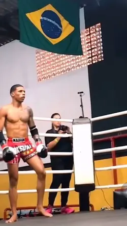 Vỡ mặt 🥋