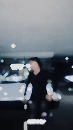 VERSI BLUR