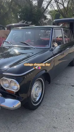 vintage shopping day