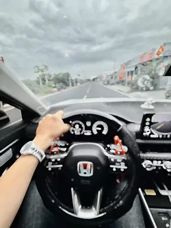 Lái xe ngầu
