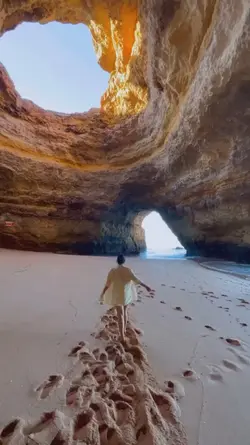2 video+ 3 Photo 