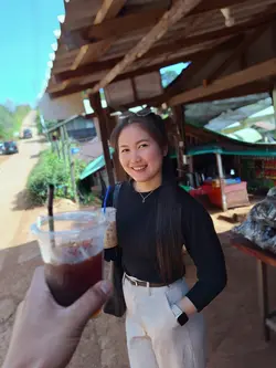 วันเด็กเขากินขนม