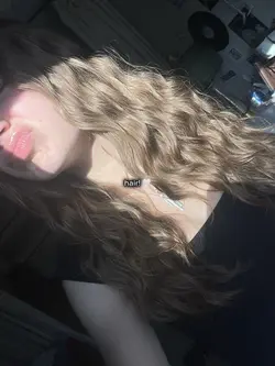 like my hair! 🤍