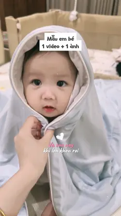 Mẫu em bé