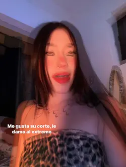 me gusta su corte😍
