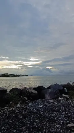 Pantai Tenang