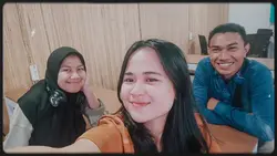 foto bareng temen 