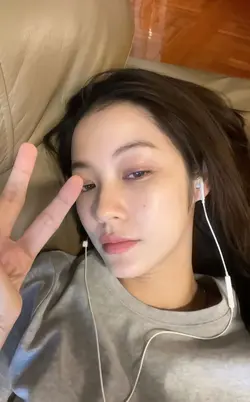 sibuk maraton wkwkw