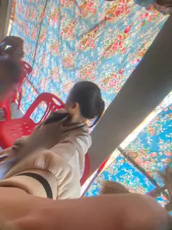 ໃຊ້ໃຫ້ກຸ້ງແດ່ເພິ່ນໆ