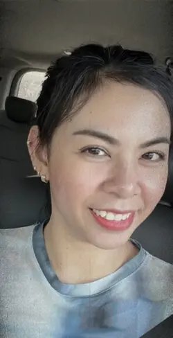 Smile or not smile 