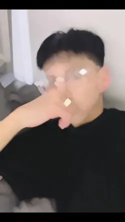 ฿