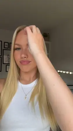 Freya Skyeeee