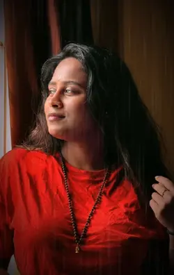 nee nilavaga