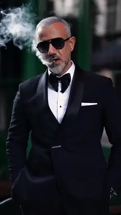 HANDSOME 🔥