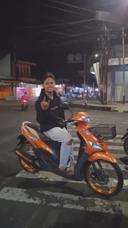 Lirik lagu thailand 
