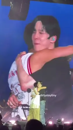 Ateez moment 