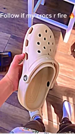 Crocs 🔥 
