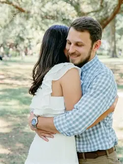Hugging Effect AI 