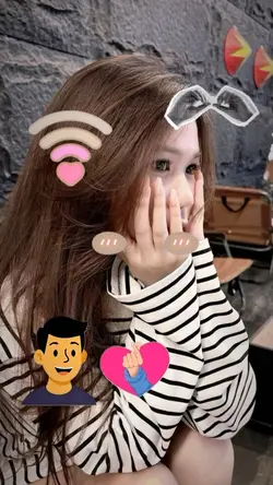 1 ảnh + sticker