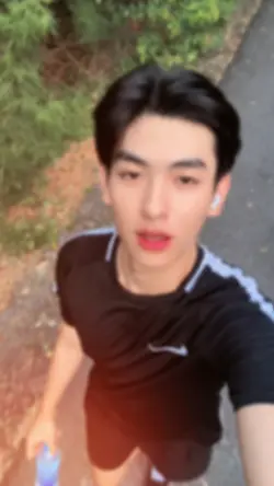 ไม่เคยรักใครอย่างนี้