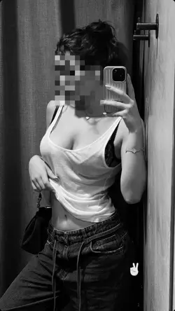 BnW/ Blur face