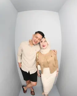lirik biarkan semua 