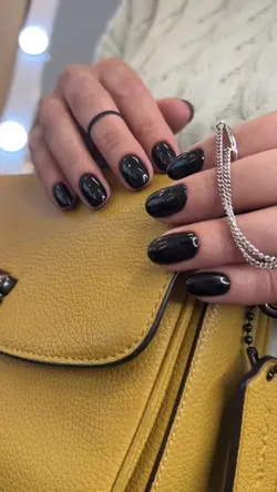 NAIL BEAUTY