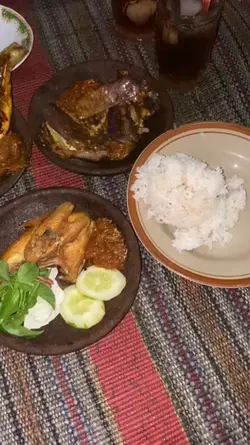 mari makan 