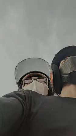 Lirik video asik