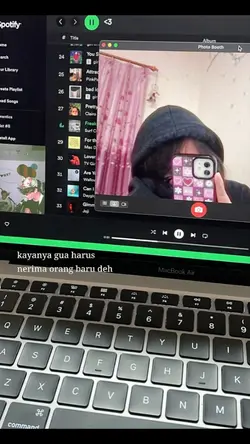nyoba orang baru? 