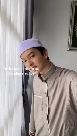 coba pakai mukena