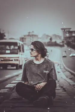 MR.THAKUREE