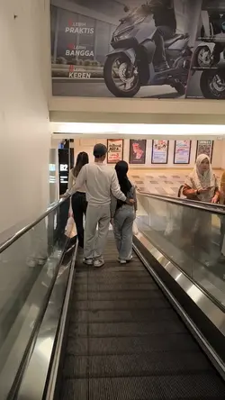 prank di mall