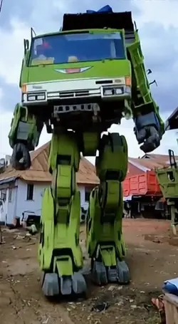 BERUBAH JADI ROBOT
