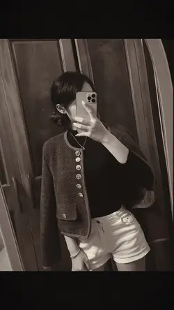 1 ảnh + Màu