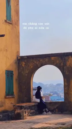 YÊU AI NỮA CẢ 