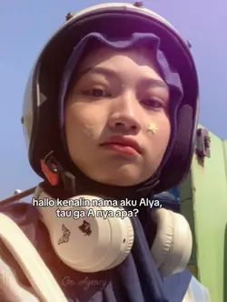 versi teks bergoyang