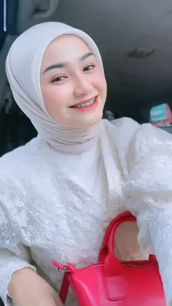 manis lucu lucu