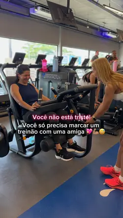 Treino com a amiga ✨