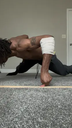 Onearm pushups digit