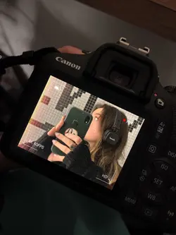 CAMERA FRAME
