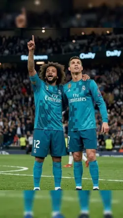 jj Marcelo x Ronaldo