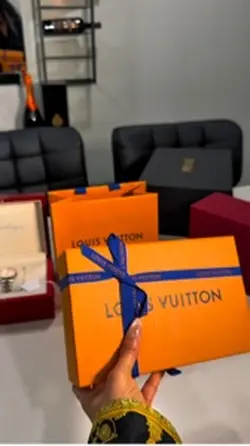 Unbox with me