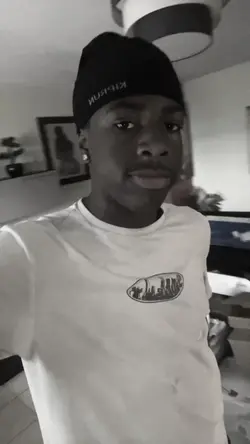 Jhoana 😗