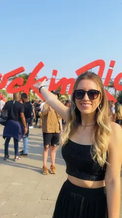 GIF VIDEO
