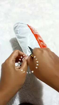 UNBOXING